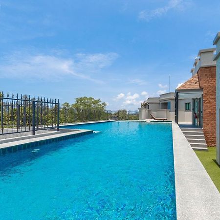 Title Naiyang Residence Excellent Location With Pool View Nai Yang Beach Exteriör bild