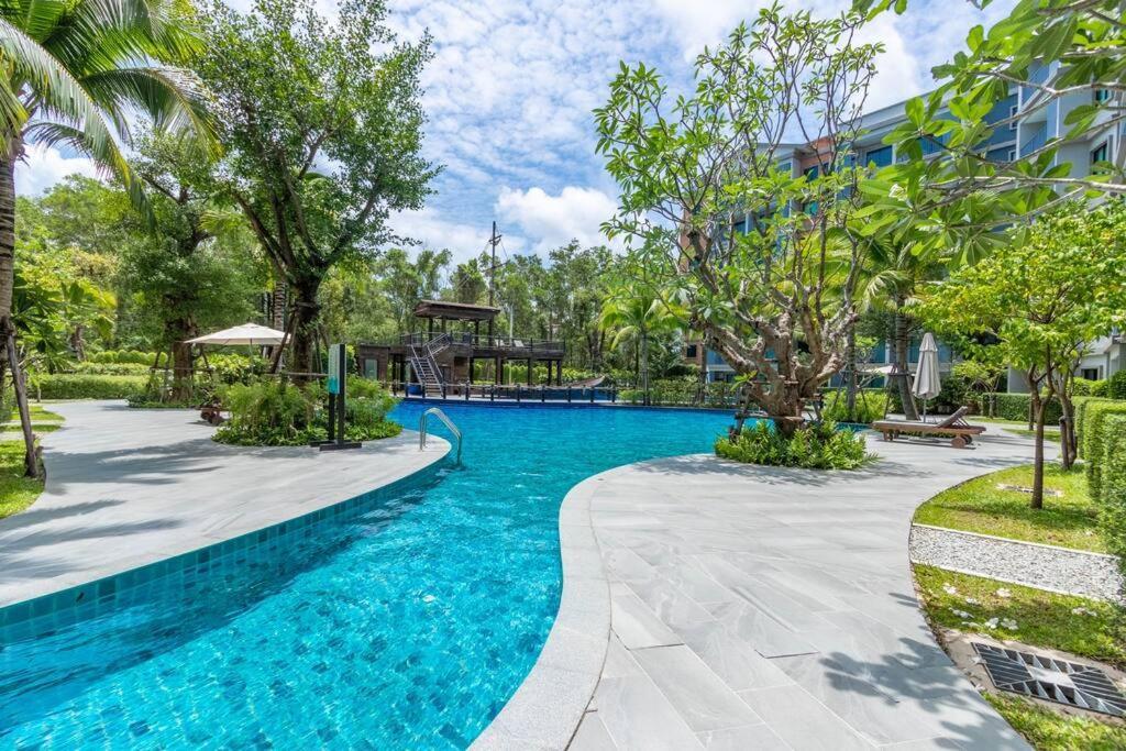 Title Naiyang Residence Excellent Location With Pool View Nai Yang Beach Exteriör bild