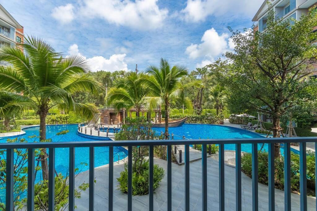 Title Naiyang Residence Excellent Location With Pool View Nai Yang Beach Exteriör bild