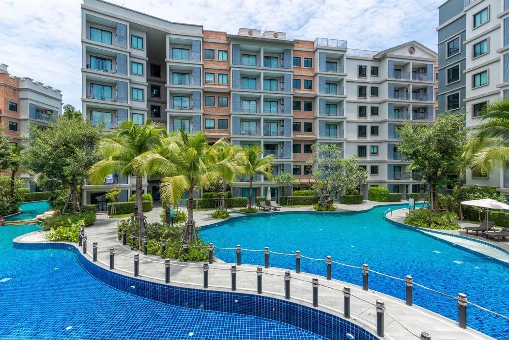 Title Naiyang Residence Excellent Location With Pool View Nai Yang Beach Exteriör bild